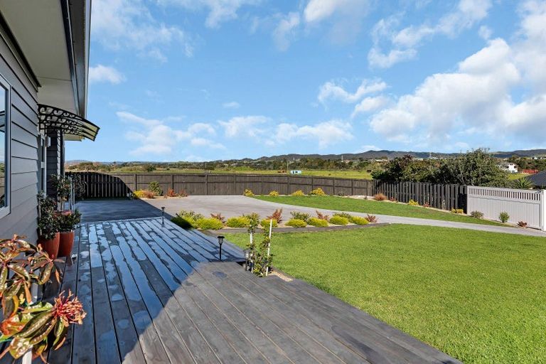 Photo of property in 11 Sea Dune Place, Ruakaka, 0116