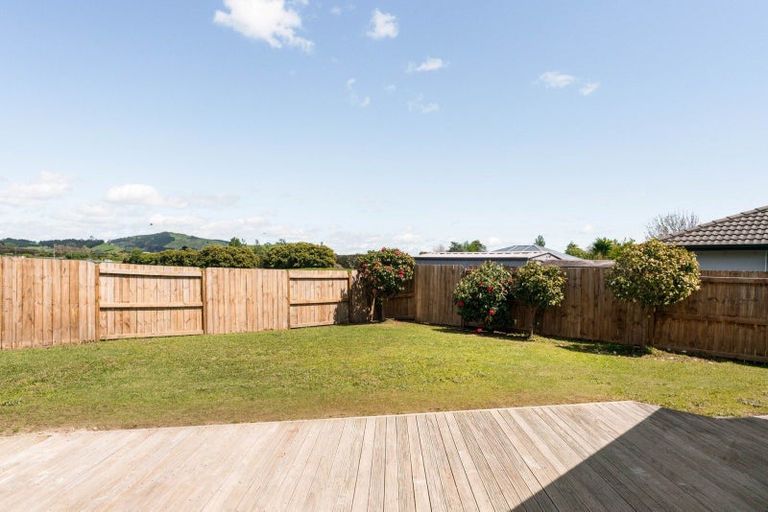 Photo of property in 48 Oreti Crescent, Papamoa Beach, Papamoa, 3118