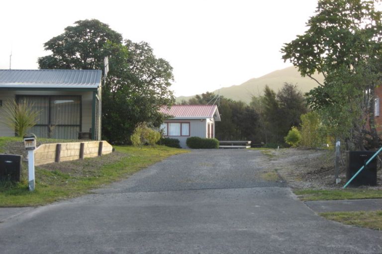 Photo of property in 21 Te Waaka Terrace, Kuratau, Turangi, 3381