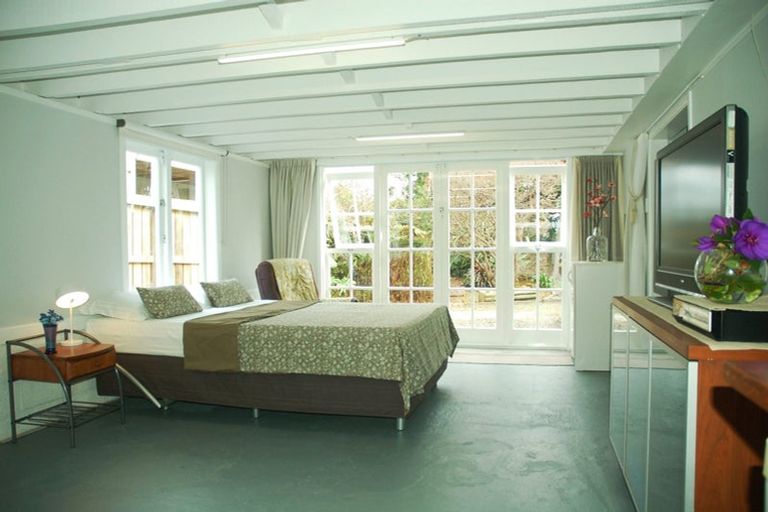 Photo of property in 28 James Mcleod Road, Shelly Beach, Helensville, 0874