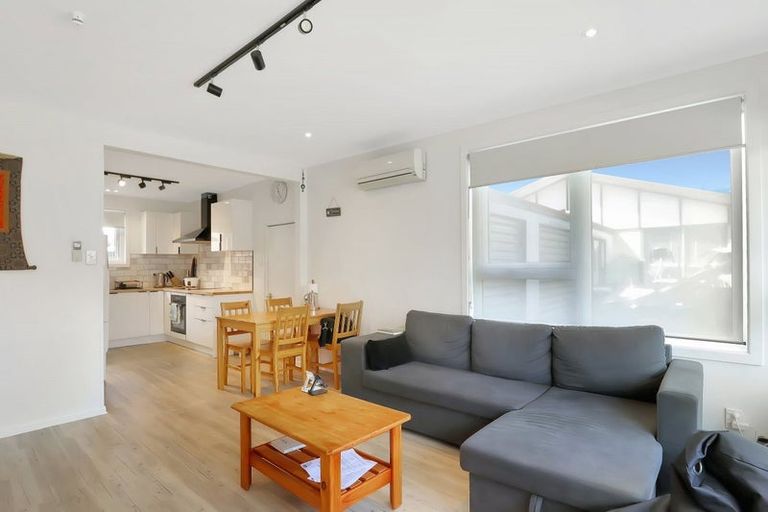 Photo of property in 2/46 Fairfield Avenue, Addington, Christchurch, 8024