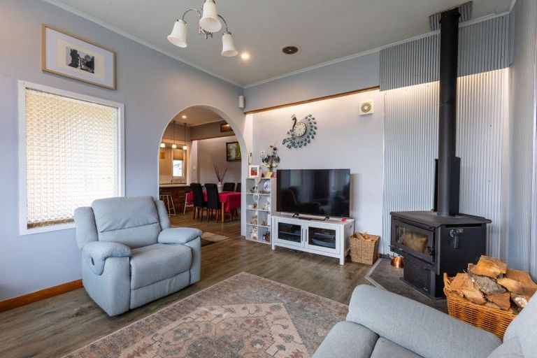 Photo of property in 55 Swinburn Street, Dannevirke, 4930