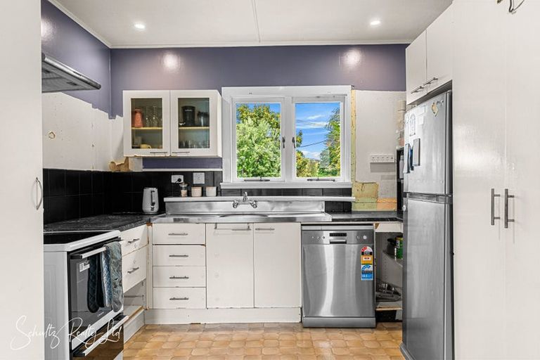 Photo of property in 5 Griffin Road, Maungaturoto, 0520