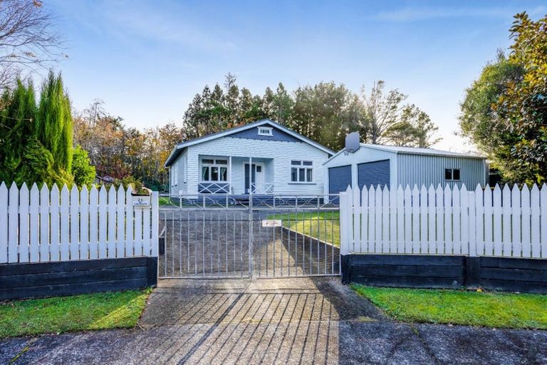 Photo of property in 26 Tainui Terrace, Inglewood, 4330
