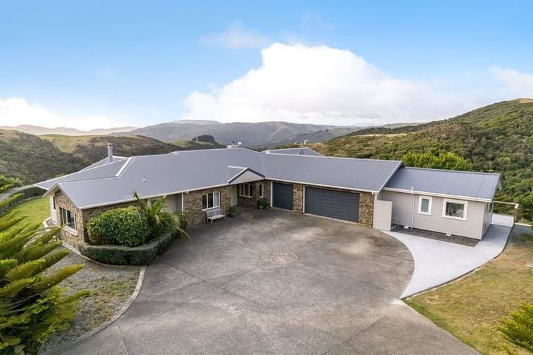 Photo of property in 207 Harris Road, Judgeford, Porirua, 5381