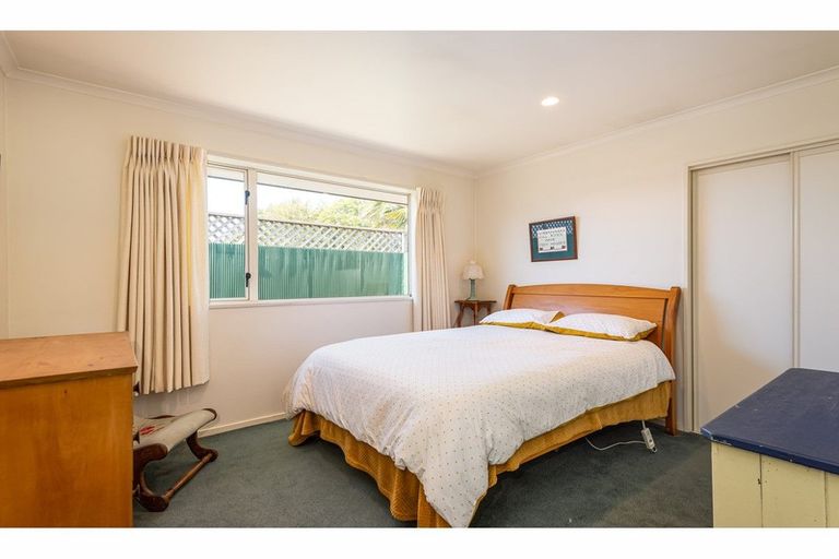 Photo of property in 14 Roslyn Avenue, Mairehau, Christchurch, 8052