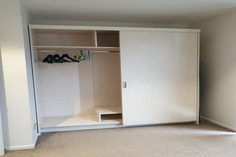 Photo of property in Patent 326 Apartments, 103h/326 Evans Bay Parade, Hataitai, Wellington, 6021