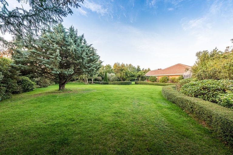 Photo of property in 10 Faith Place, West Melton, Christchurch, 7675