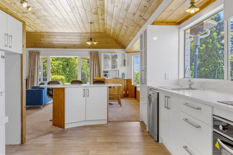 Photo of property in 65 Te Moenga Park, Acacia Bay, Taupo, 3330