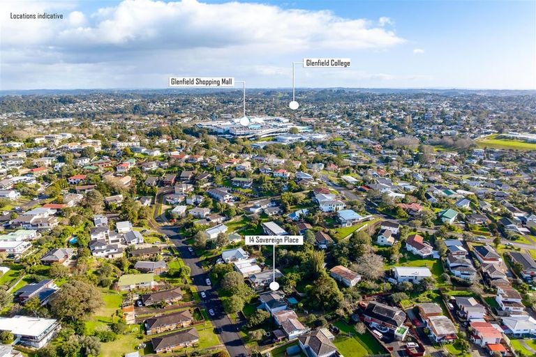 Photo of property in 14 Sovereign Place, Glenfield, Auckland, 0629