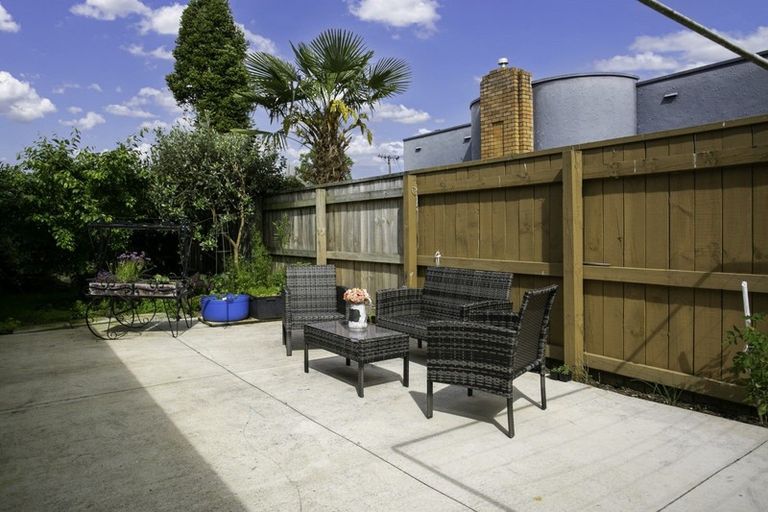 Photo of property in 3b Vogel Street, Cambridge, 3434