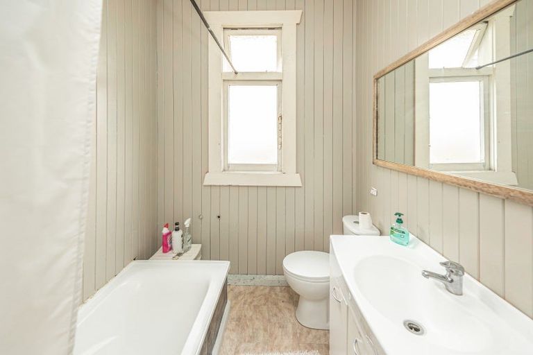 Photo of property in 25 Abbot Street, Gonville, Whanganui, 4501