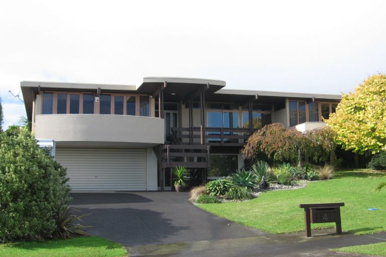 Photo of property in 4 Tercel Place, Sunnyhills, Auckland, 2010