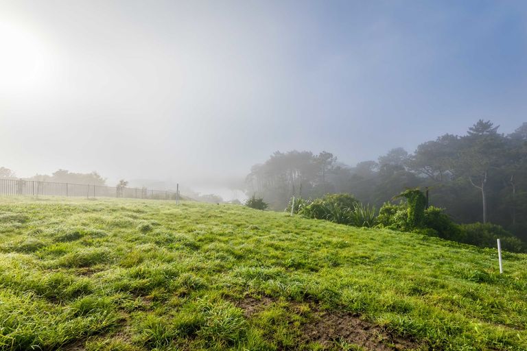 Photo of property in 74 Pohutukawa Parade, Riverhead, 0820