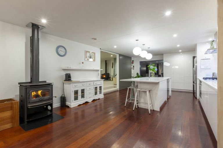 Photo of property in 105 Waterfall Road, Paraparaumu, 5032