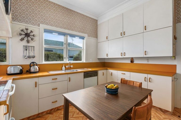 Photo of property in 9 Coradine Street, Masterton, 5810
