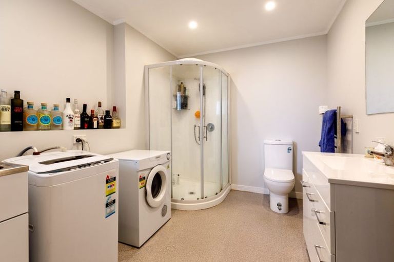 Photo of property in 4b Macdonald Crescent, Te Aro, Wellington, 6011