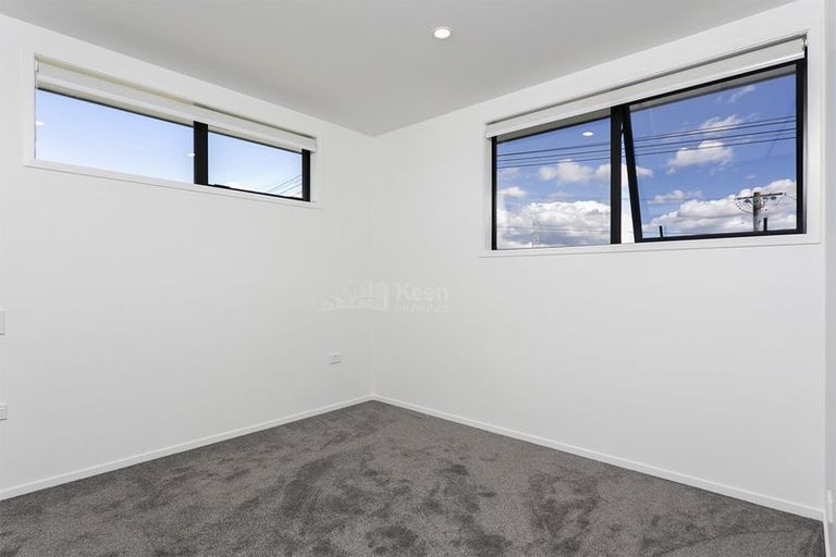 Photo of property in 1/21 Karamu Street, Te Atatu Peninsula, Auckland, 0610