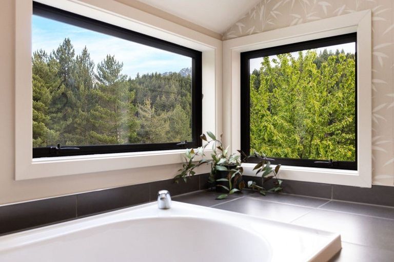 Photo of property in 664a Glenorchy-queenstown, Closeburn, Queenstown, 9371