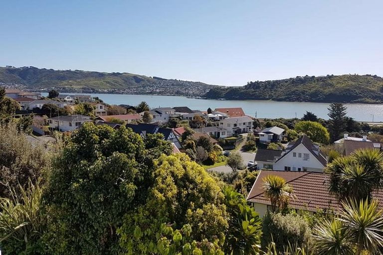 Photo of property in 4 Kinloch Place, Papakowhai, Porirua, 5024