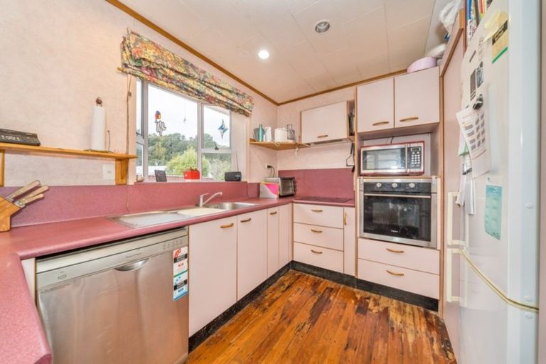 Photo of property in 7 Molloys Road, Te Marua, Upper Hutt, 5018