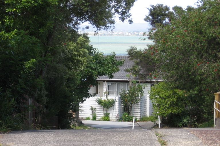 Photo of property in 116 Aeroview Drive, Beach Haven, Auckland, 0626