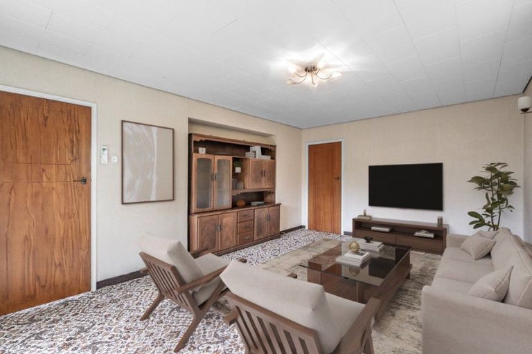 Photo of property in 3 Mcvicar Street, Tuatapere, 9620