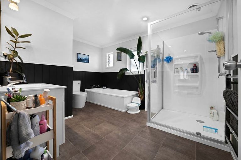 Photo of property in 26 Buckland Road, Tuakau, 2121