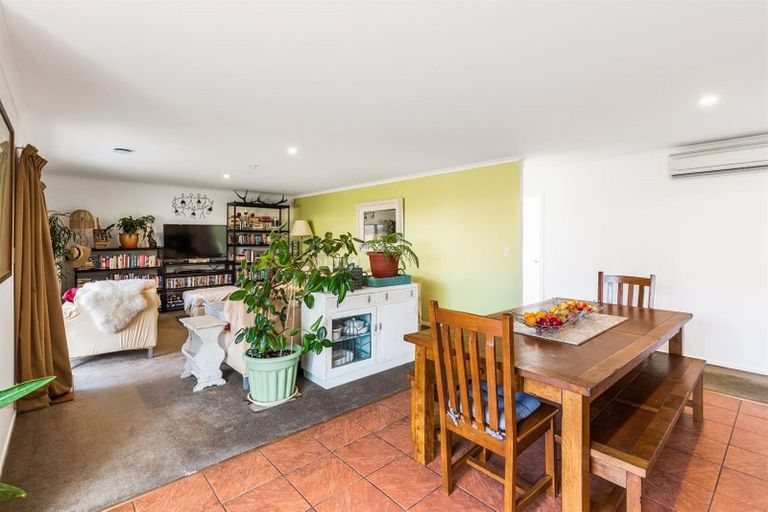 Photo of property in 17 Mavora Road, Lake Hayes, Queenstown, 9304