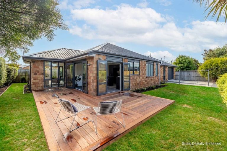 Photo of property in 9a Country Palms Drive, Halswell, Christchurch, 8025