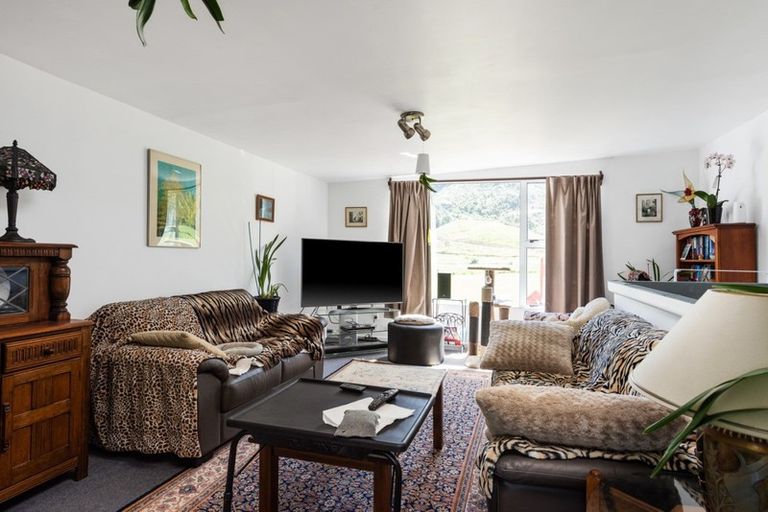 Photo of property in 166 Lindens Road, Mount Pleasant, Blenheim, 7273