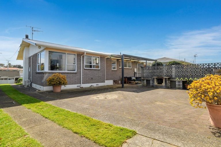 Photo of property in 8 Jefferson Place, Brookfield, Tauranga, 3110