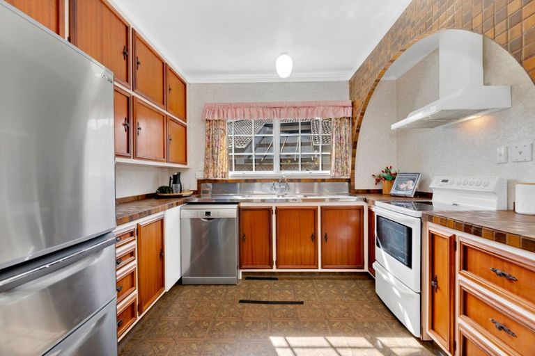 Photo of property in 36 Beresford Street, Pukekohe, 2120