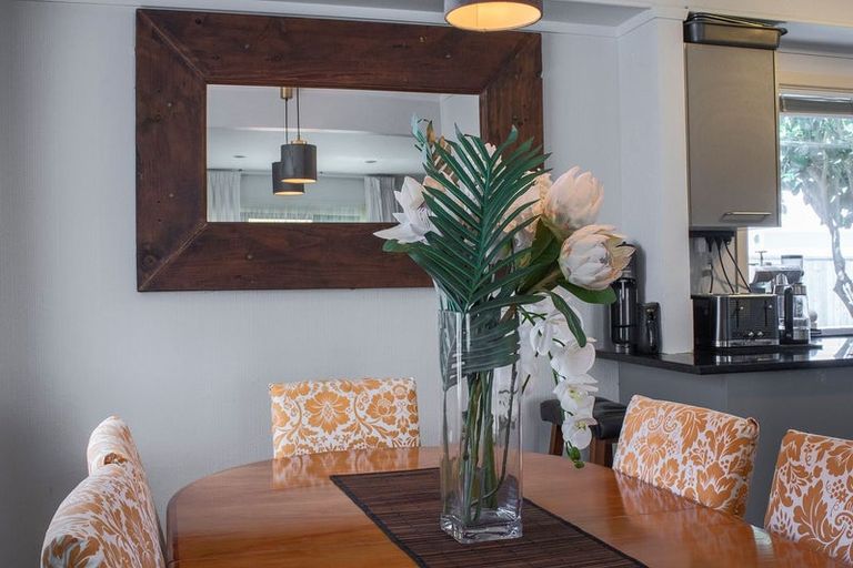 Photo of property in 1/327 Bucklands Beach Road, Bucklands Beach, Auckland, 2012