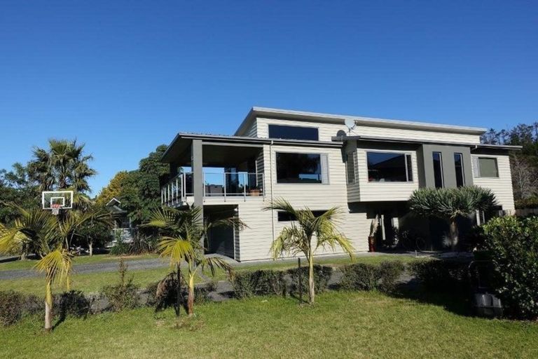 Photo of property in 122 Pepe Road, Tairua, 3508
