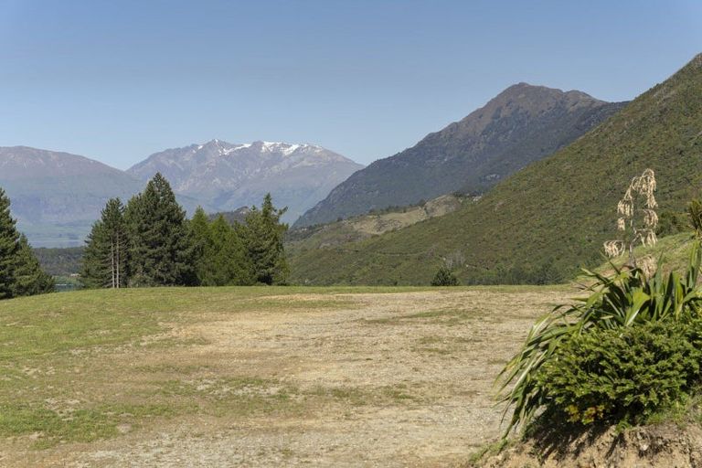 Photo of property in 1 Closeburn Road, Closeburn, Queenstown, 9371