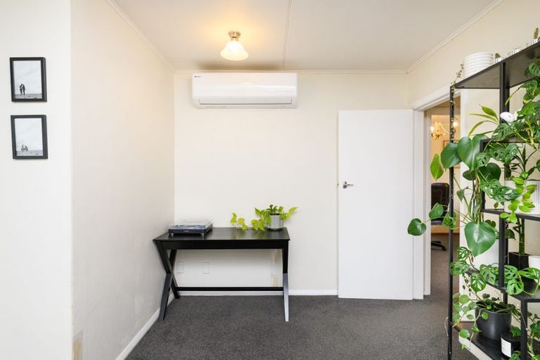 Photo of property in 7 Luton Street, Hokowhitu, Palmerston North, 4410