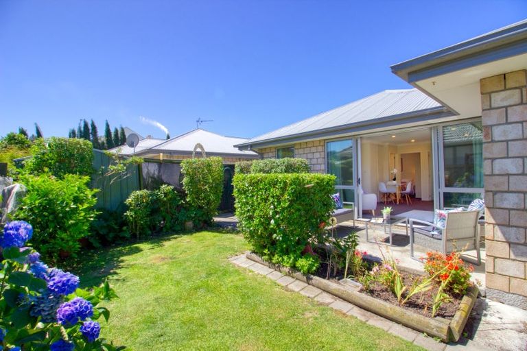 Photo of property in 2/335 Main South Road, Hornby, Christchurch, 8042