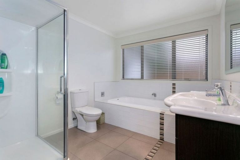 Photo of property in 26 Norfolk Drive, Cambridge, 3434