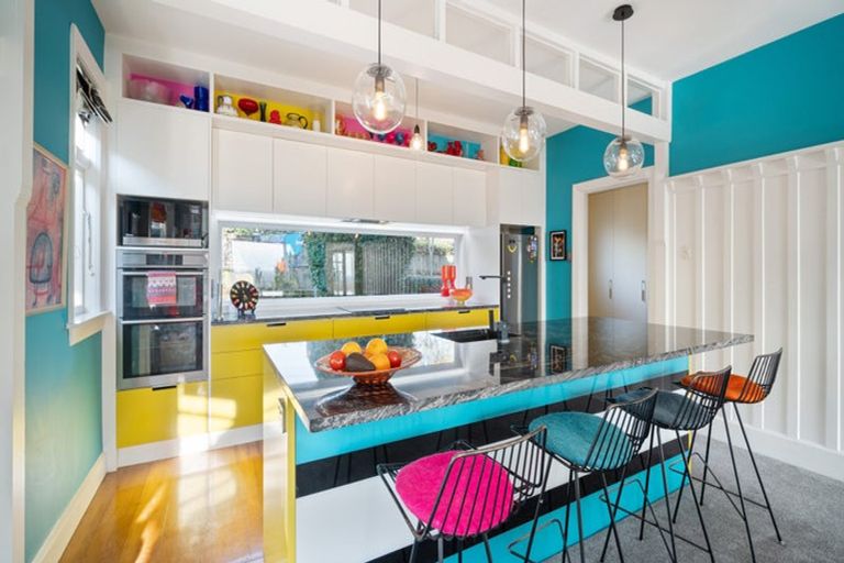 Photo of property in 83 Hackthorne Road, Cashmere, Christchurch, 8022