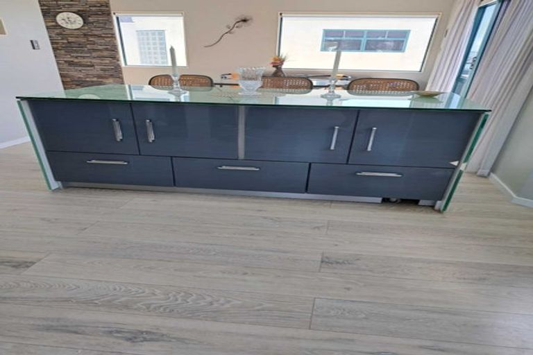 Photo of property in 26a Sunbrae Grove, Mount Maunganui, 3116