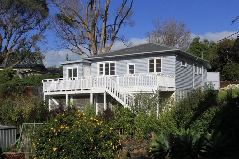 Photo of property in 42 Everard Avenue, Army Bay, Whangaparaoa, 0930