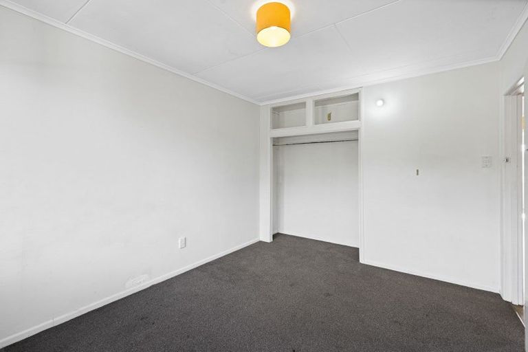 Photo of property in 5e Pembroke Street, Westown, New Plymouth, 4310