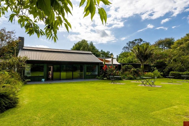 Photo of property in 6 Dyke Road, Karaka, Papakura, 2580