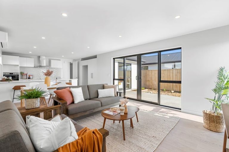 Photo of property in 28 Mabel Crescent, Halswell, Christchurch, 8025