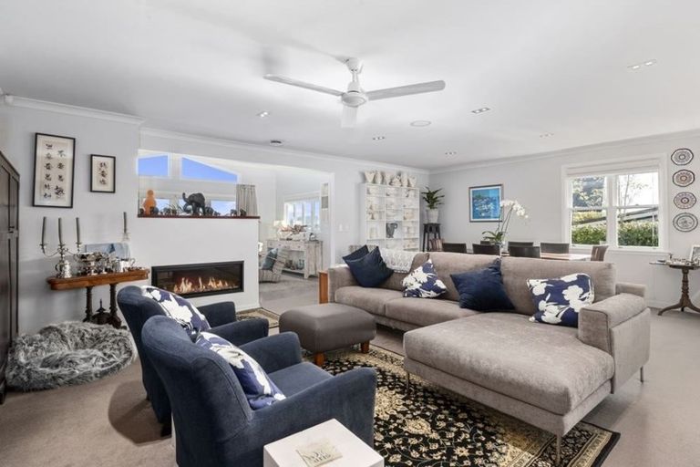 Photo of property in 86 Rokino Road, Hilltop, Taupo, 3330