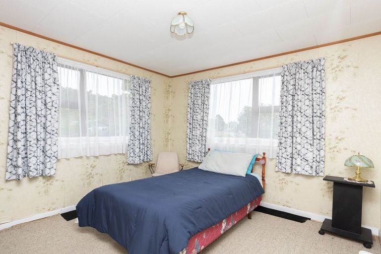 Photo of property in 80 Main Road, Harihari, 7884