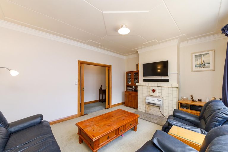 Photo of property in 51 Bryant Street, Takaro, Palmerston North, 4412