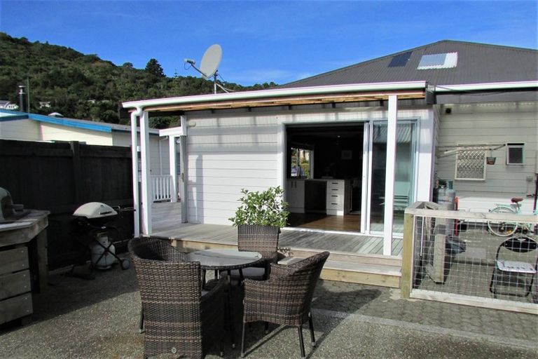 Photo of property in 14 Perotti Street, Greymouth, 7805