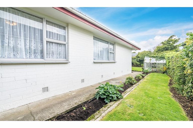 Photo of property in 26 Bullar Street, Grasmere, Invercargill, 9810